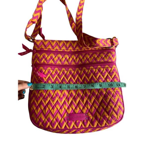 Vera Bradley Pink‎ & Orange Zigzag Crossbody Bag - Picture 4 of 6